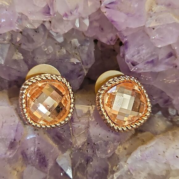 Monet Faux Morganite Checker Board Cut Gold Tone Stud Earrings - Picture 1 of 4